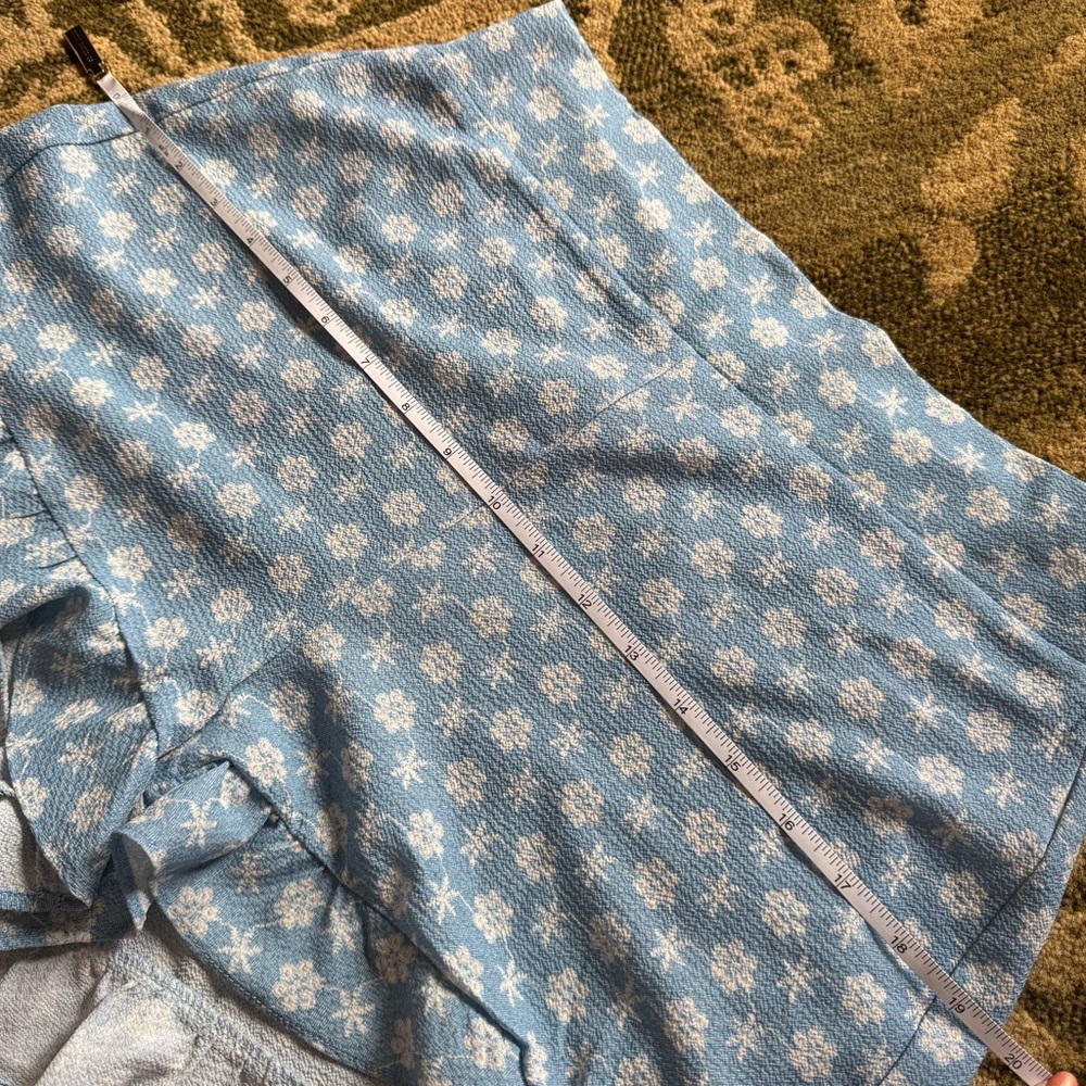 BCBGeneration Light Blue Floral Smocked Set - Picture 6 of 16